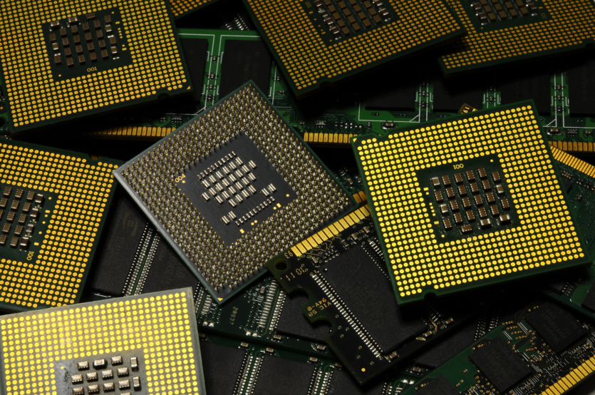Жгучая актуальность: Intel повысила цены на прежние процессоры