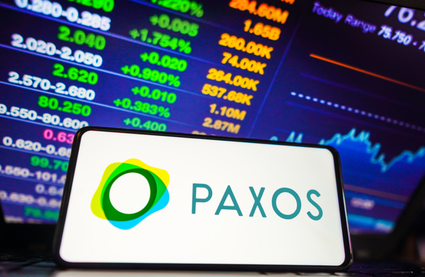 Ошибочная операция столетия: Paxos нечаянно ввела в оборот стейблкоины на 300 триллионов долларов в сети Ethereum
