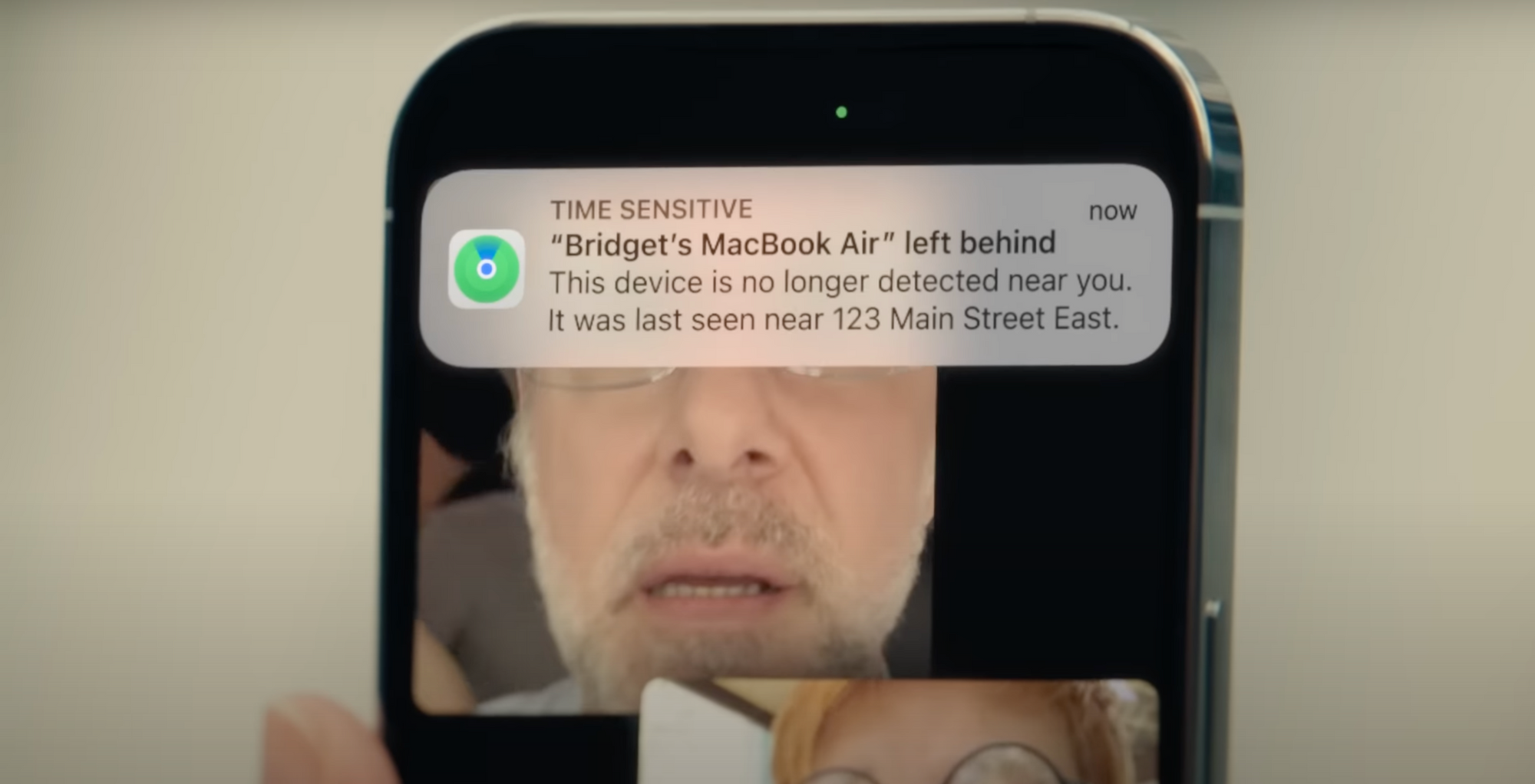 Apple at Work: реклама, сериал или шоукеис магии?