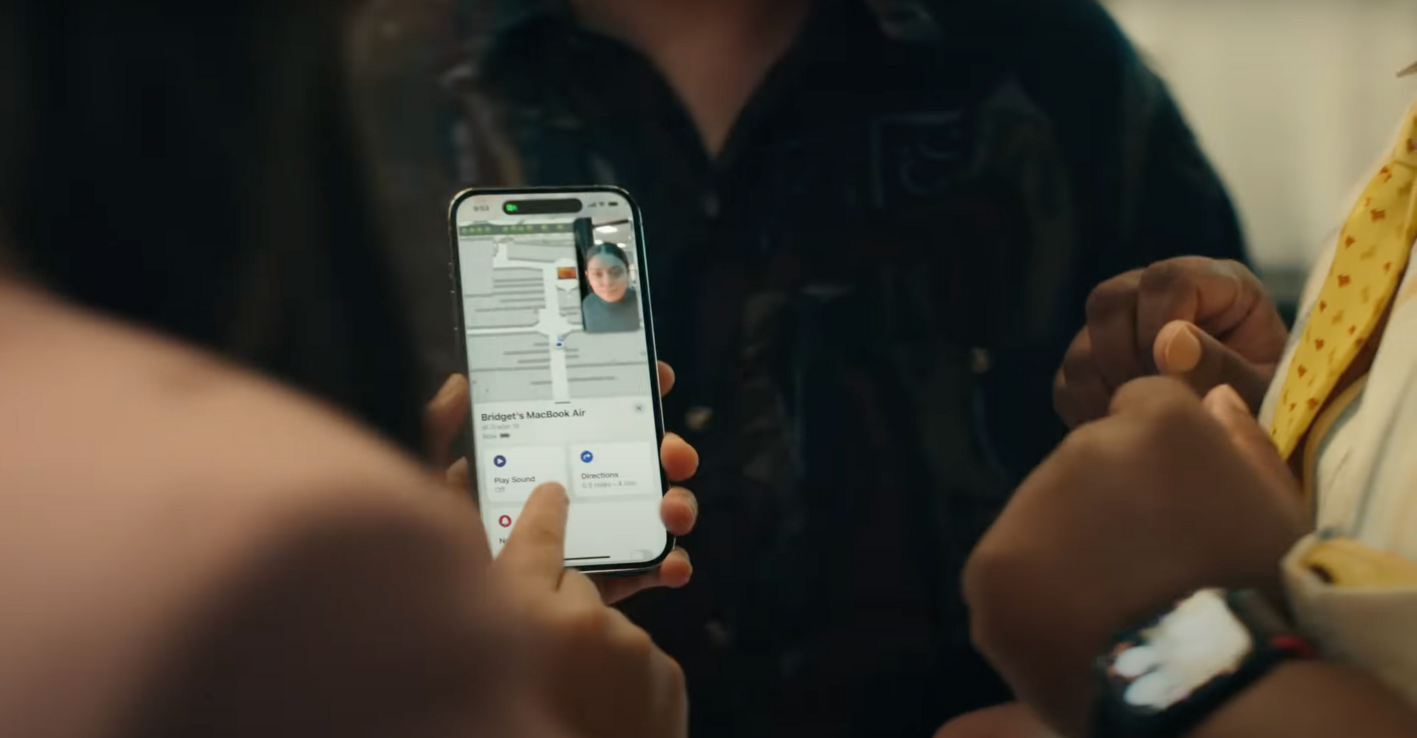 Apple at Work: реклама, сериал или шоукеис магии?