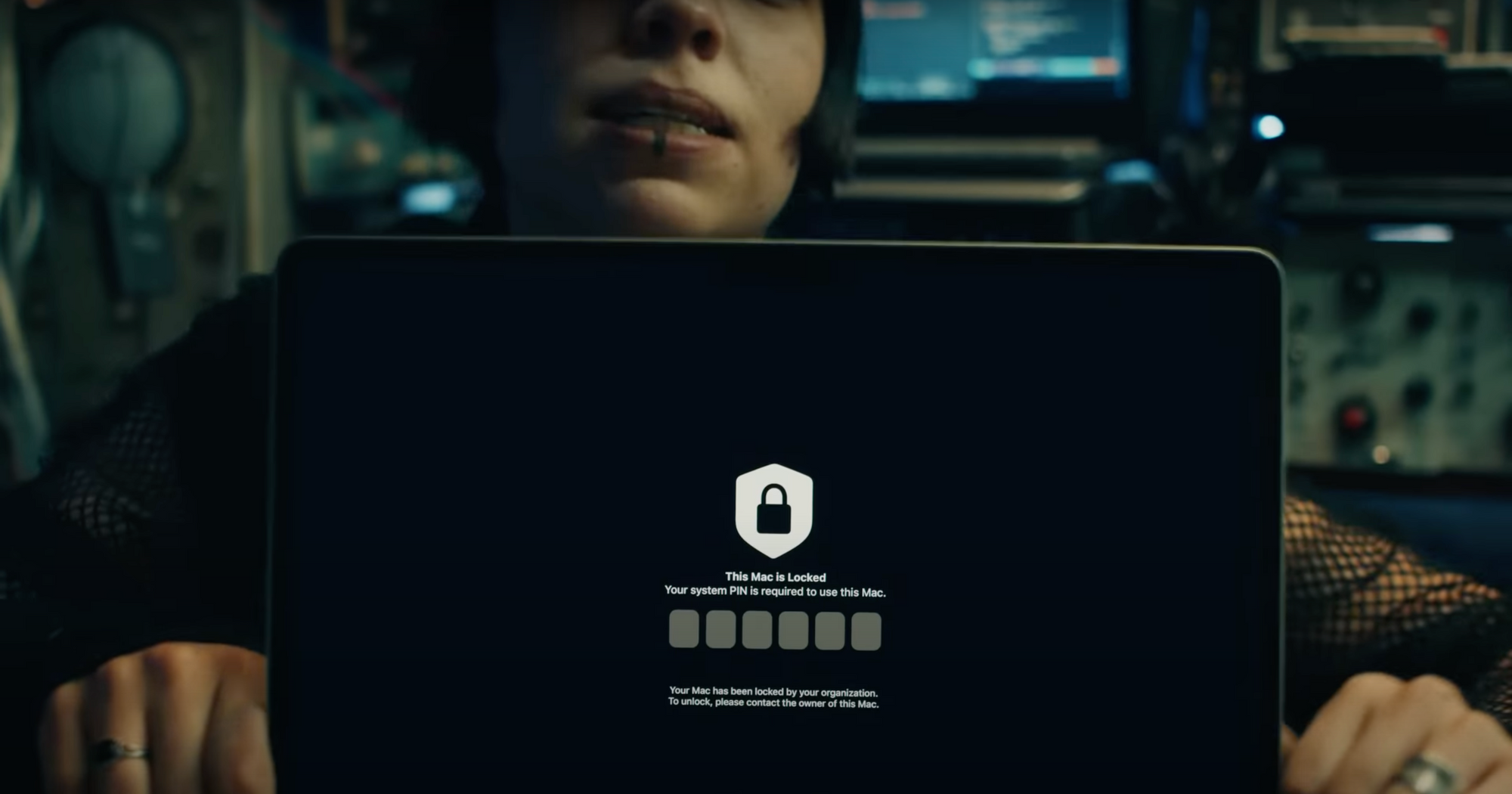 Apple at Work: реклама, сериал или шоукеис магии?