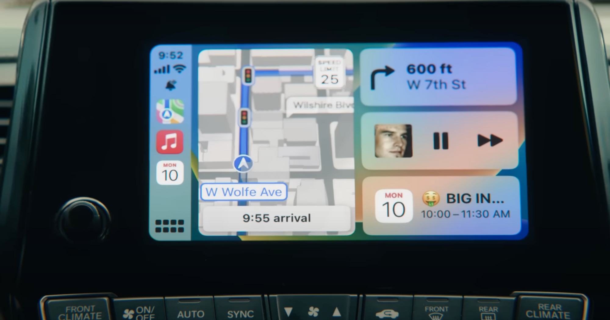 Apple at Work: реклама, сериал или шоукеис магии?