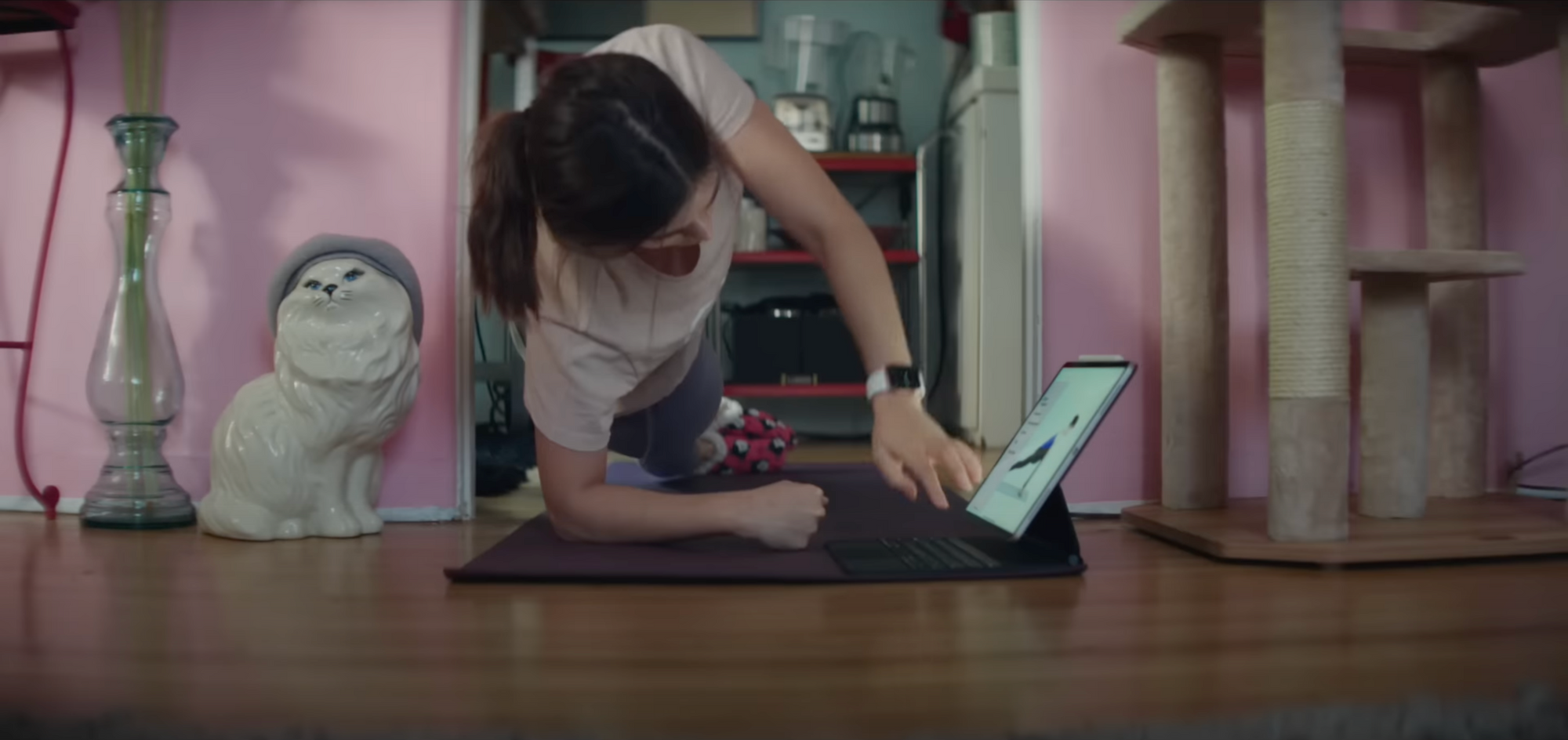 Apple at Work: реклама, сериал или шоукеис магии?