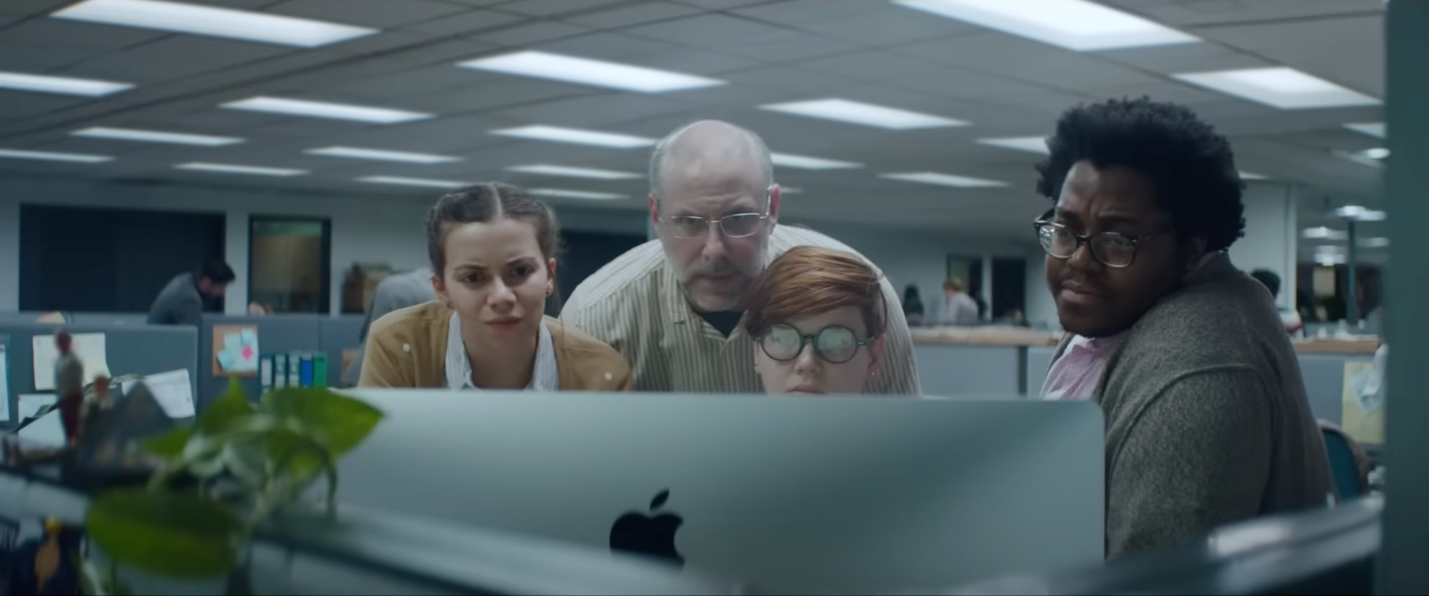 Apple at Work: реклама, сериал или шоукеис магии?